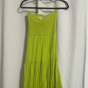 Fashion Nova- Green strapless dress (Size Small)